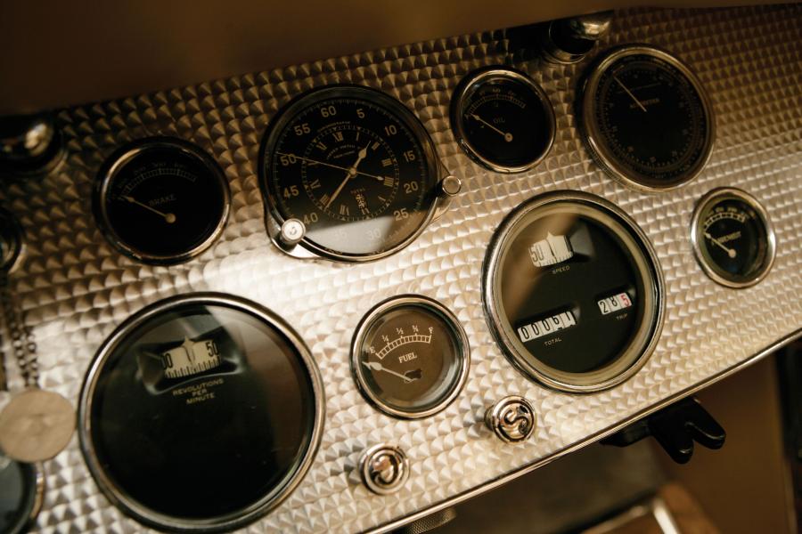  Duesenberg J444/2456 Tourster LWB by Derham 1931 года  (фото 15 из 34)